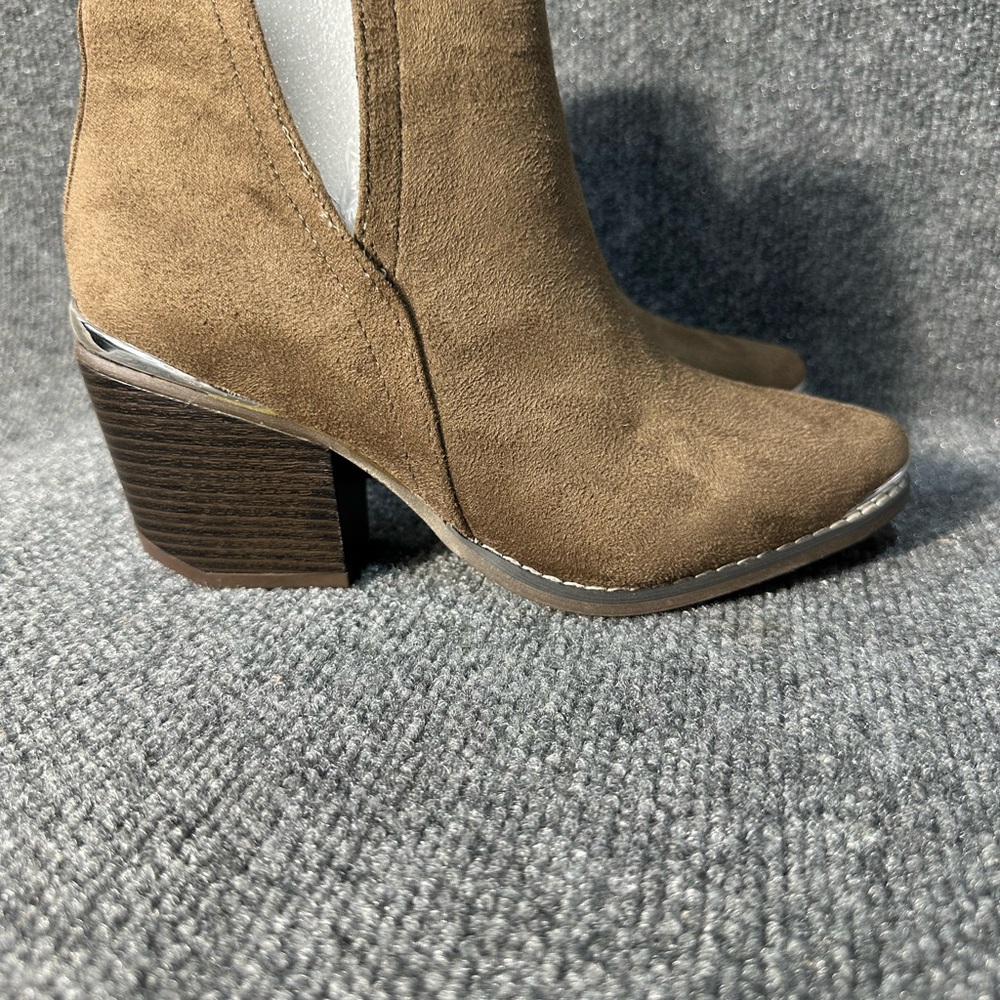 NWT women’s Journee Collection Issla ankle boots SZ 5.5 - Picture 4 of 6